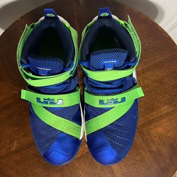 🔥🏀 NIKE LEBRON SOLDIER 9 IX Boys Size 5Y Royal Blue 776471-441 - EXCELLENT - Picture 5 of 11
